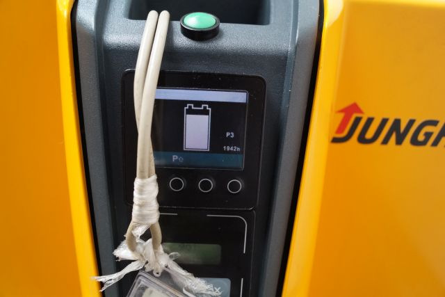 Stapelaar Jungheinrich EMD115i