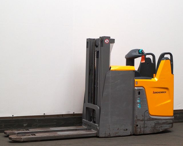 Stapelaar Jungheinrich ERD220