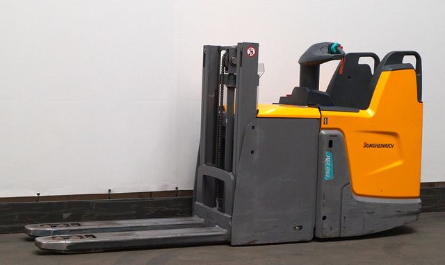 Stapelaar Jungheinrich ERD220