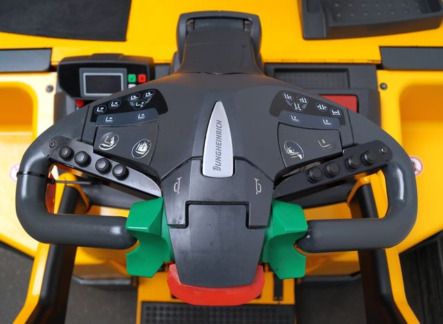 Stapelaar Jungheinrich ERV308