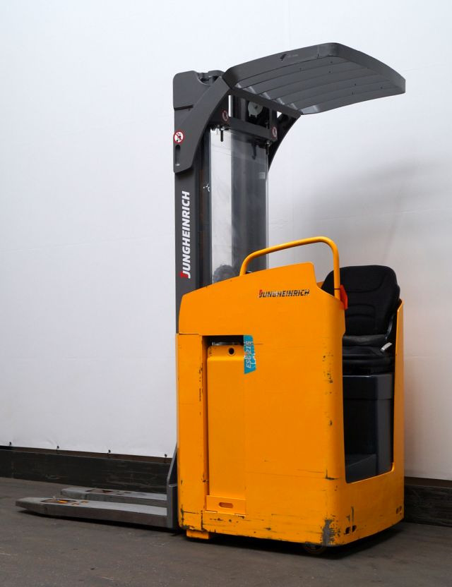 Stapelaar Jungheinrich ESC216