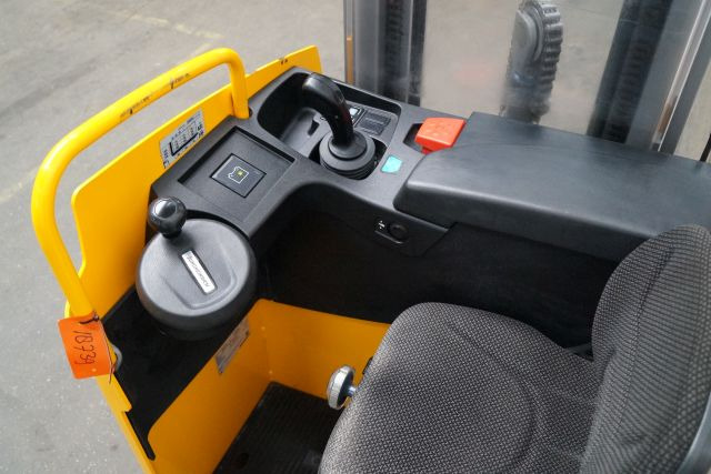 Stapelaar Jungheinrich ESC216