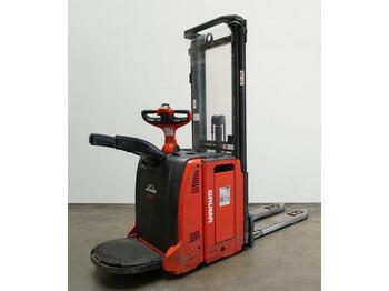 Stapelaar Linde D 12 AP/133