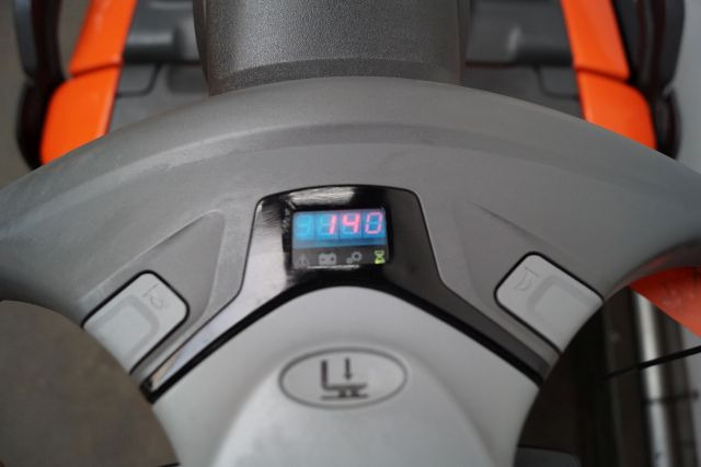 Stapelaar Toyota SPE200D