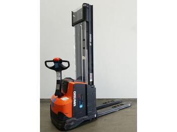 Stapelaar Toyota SWE120L