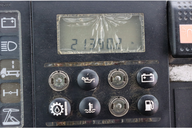 Terminal trekker Terberg BC182