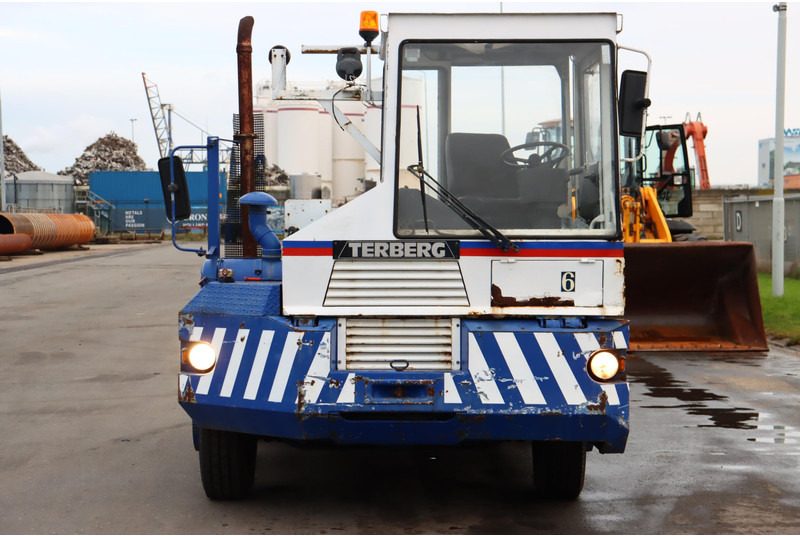 Terminal trekker Terberg TRT89