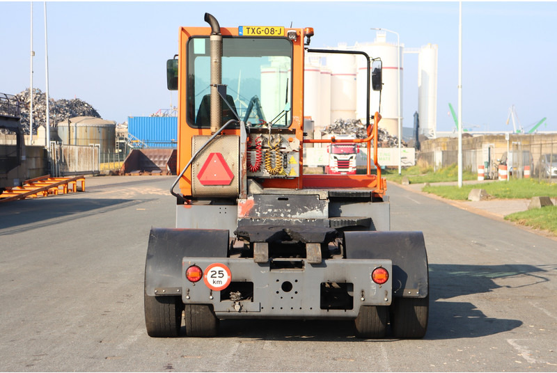 Terminal trekker Terberg YT182