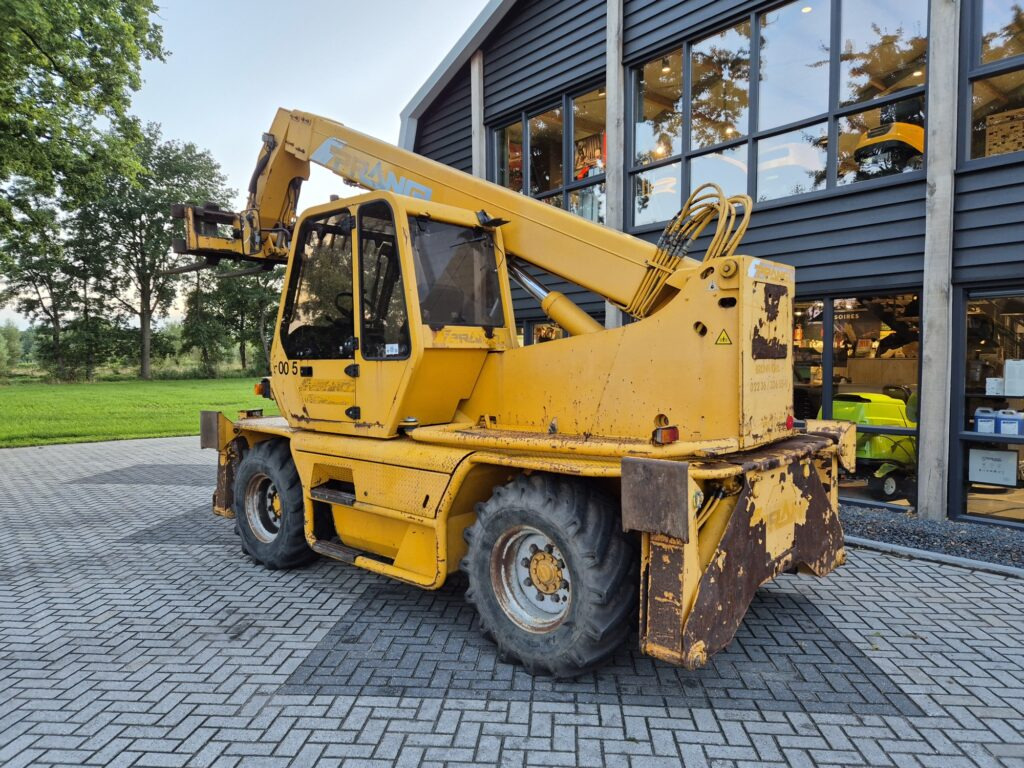 Verreiker MERLO Roto 30.13