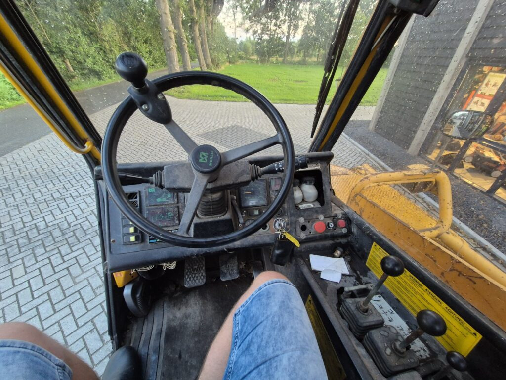 Verreiker MERLO Roto 30.13