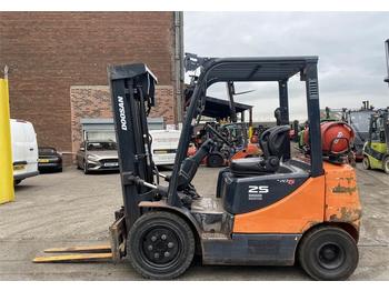 Heftruck Doosan G25E-5