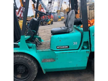 Heftruck MITSUBISHI FD30