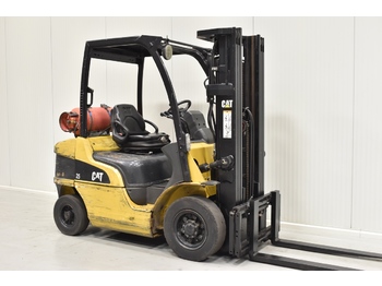 Vierwielige vorkheftruck CATERPILLAR GP 25 N
