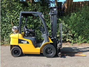 Vierwielige vorkheftruck Caterpillar GP25N