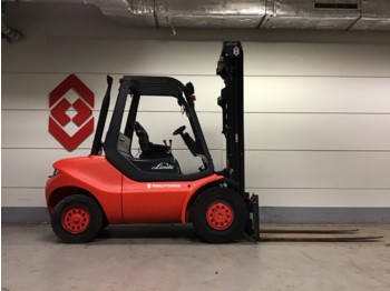 Vierwielige vorkheftruck LINDE H50D