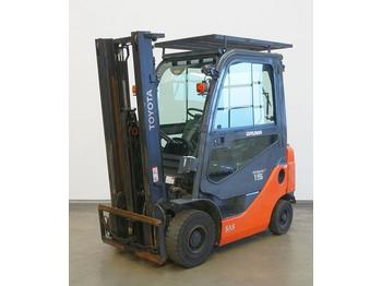 Vierwielige vorkheftruck Toyota 06-8FD15F