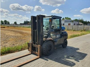 Vierwielige vorkheftruck Toyota 7FG45
