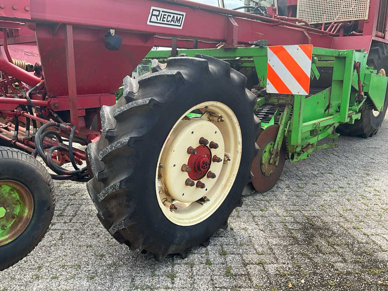 Aardappelrooier Moreau RWD-4-AVR