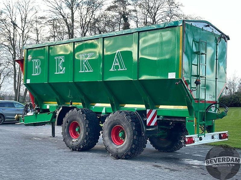 Landbouwmachine Beka 23T UW