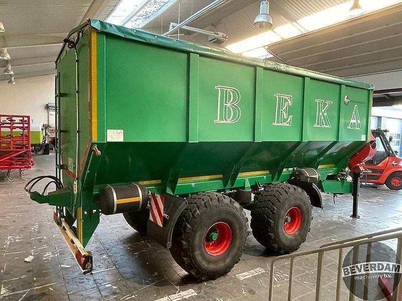 Landbouwmachine Beka 23T UW