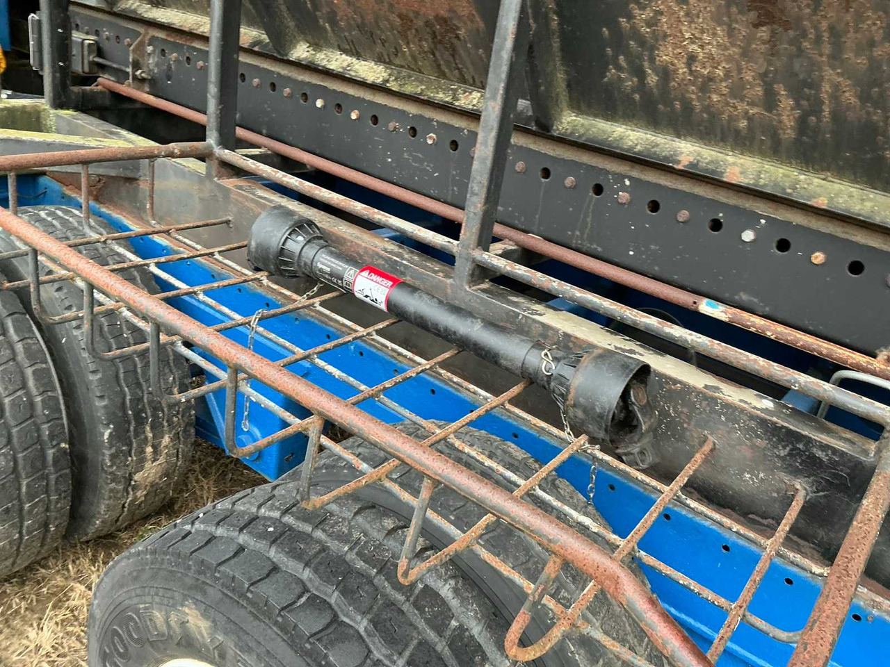 Landbouwmachine Bunker trailer with elevator belt