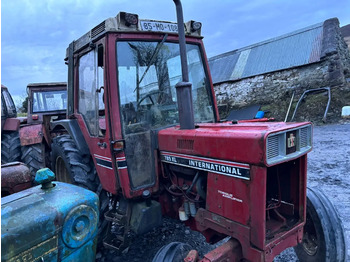 Case International 785XL - Tractor: afbeelding 2