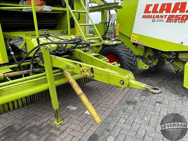 Landbouwmachine Claas Rollant 250 Roto Cut