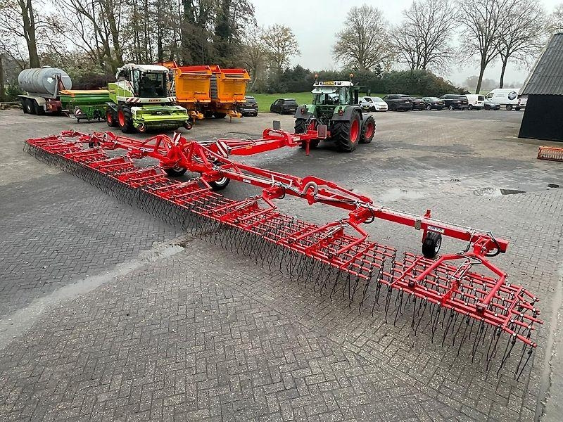 Landbouwmachine Einböck Aerostar 1800 XXL 18 meter!