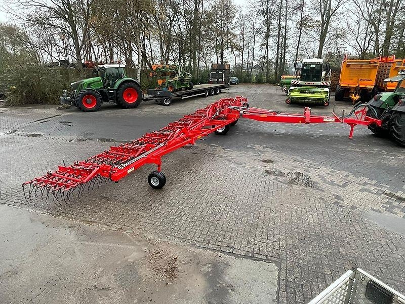 Landbouwmachine Einböck Aerostar 1800 XXL 18 meter!