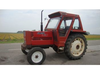 Tractor FIAT 780: afbeelding 1