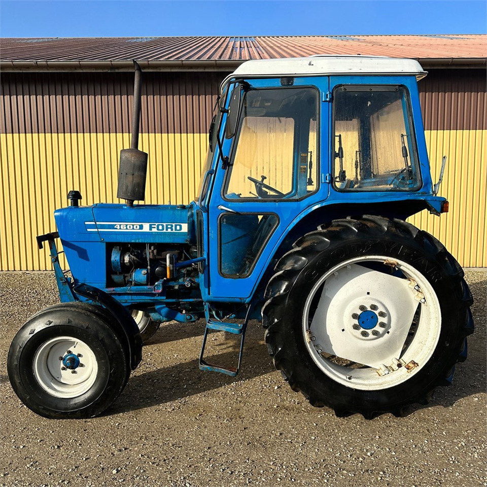 Tractor Ford 4600: afbeelding 2