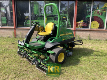Gazonmaaier 8000A E-CUT John Deere 