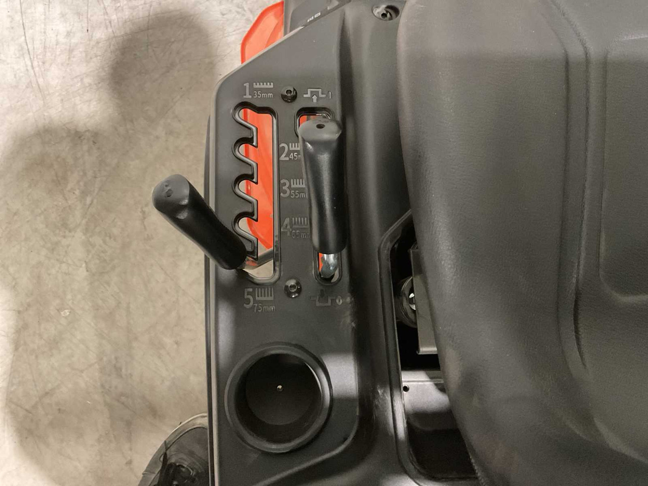 Gazonmaaier Daewoo DAXRM224