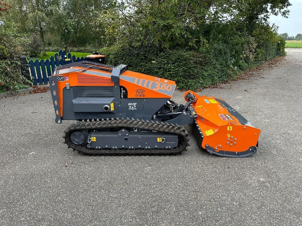 Gazonmaaier Ferri iCut 3.60 talud afstandbestuurbare klepelmaaier