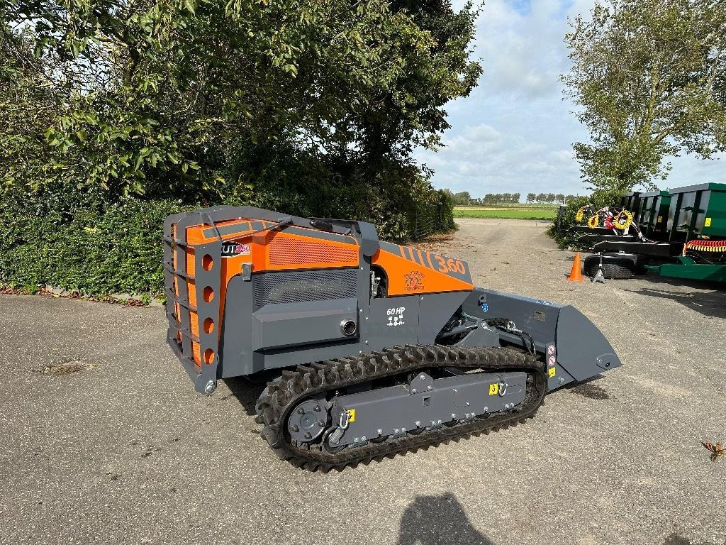 Gazonmaaier Ferri iCut 3.60 talud afstandbestuurbare klepelmaaier