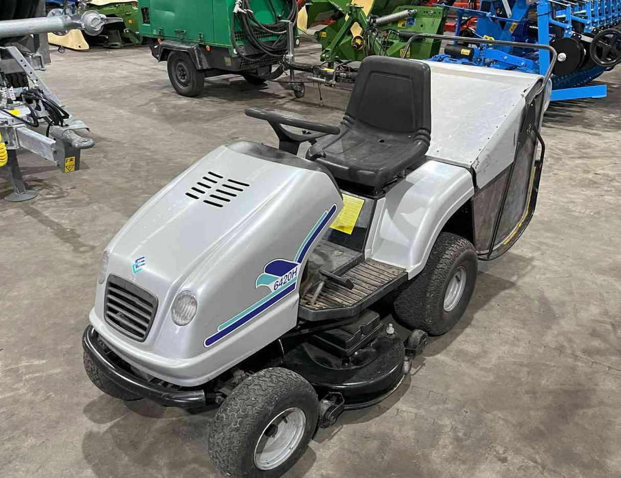 Gazonmaaier Gazonmaaier, Honda maaitrekker, zelfrijder, zelfrijdend, grasmaaier, diversen