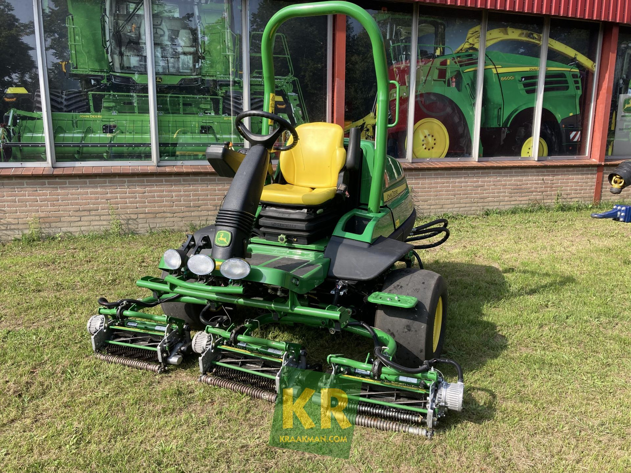 Gazonmaaier John Deere 8000A E-CUT