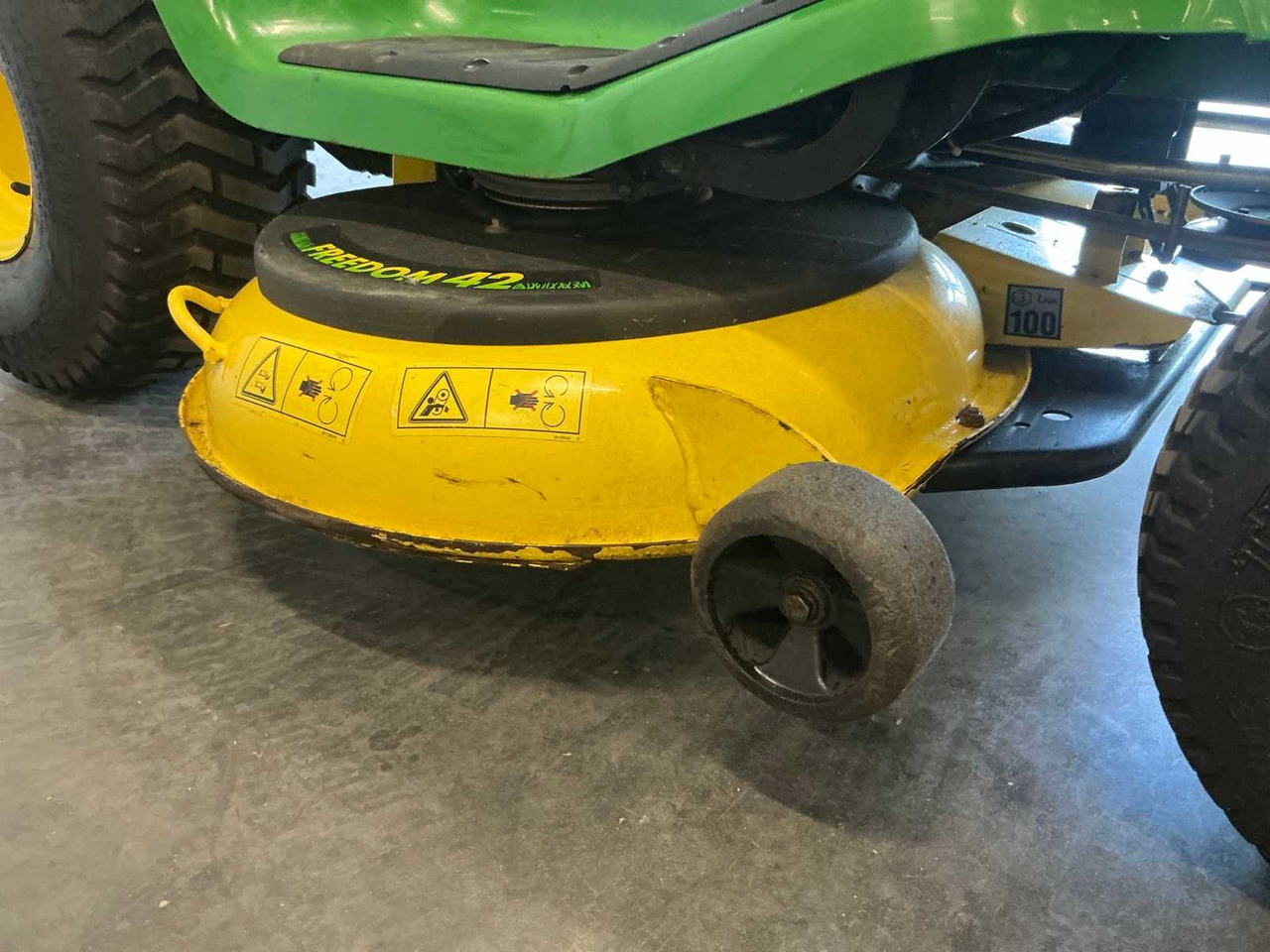 Gazonmaaier John Deere LT155