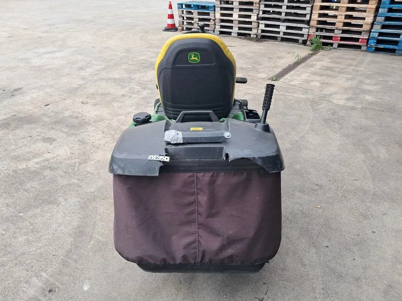 Gazonmaaier John Deere X350R