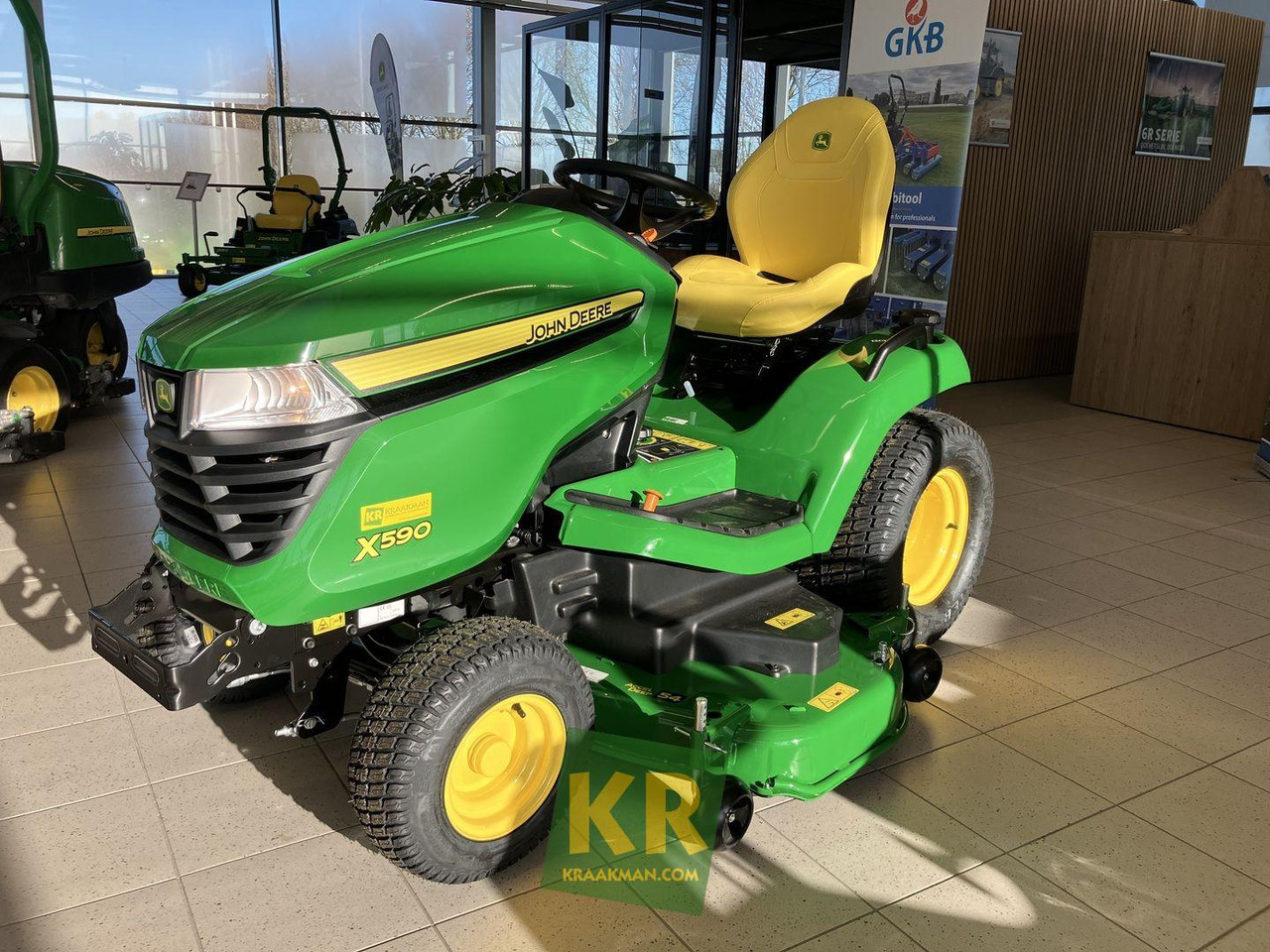 Gazonmaaier John Deere X590