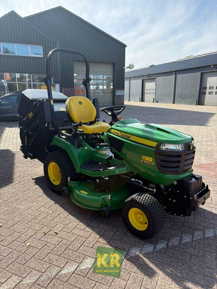 Gazonmaaier John Deere X950R