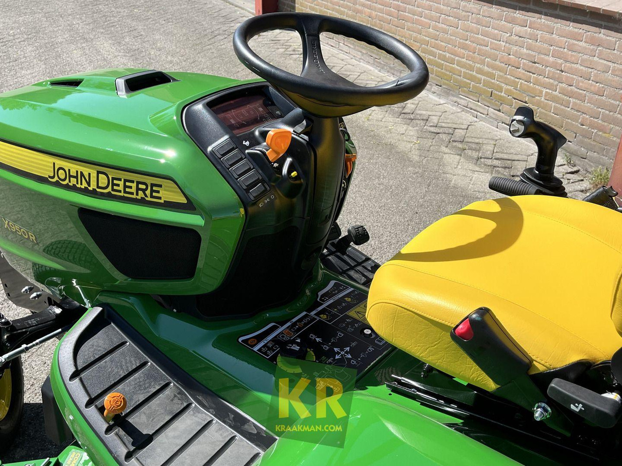 Gazonmaaier John Deere X950R