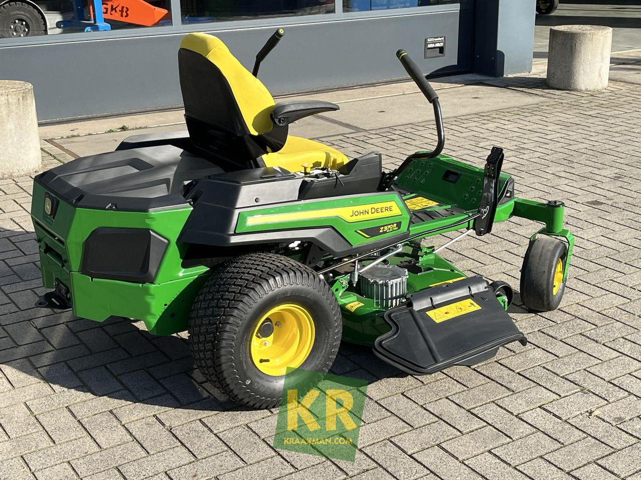 Gazonmaaier John Deere Z370R ELECTRIC