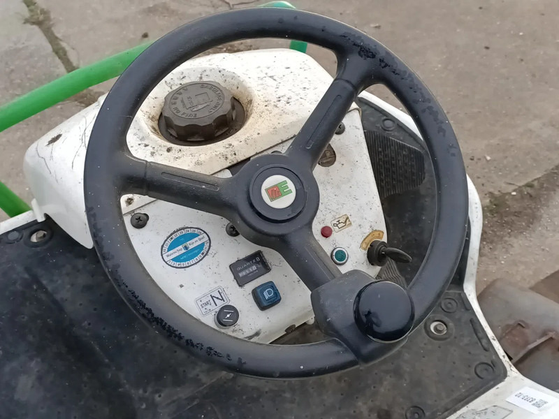 Gazonmaaier Maaier Etesia Twenty One HP