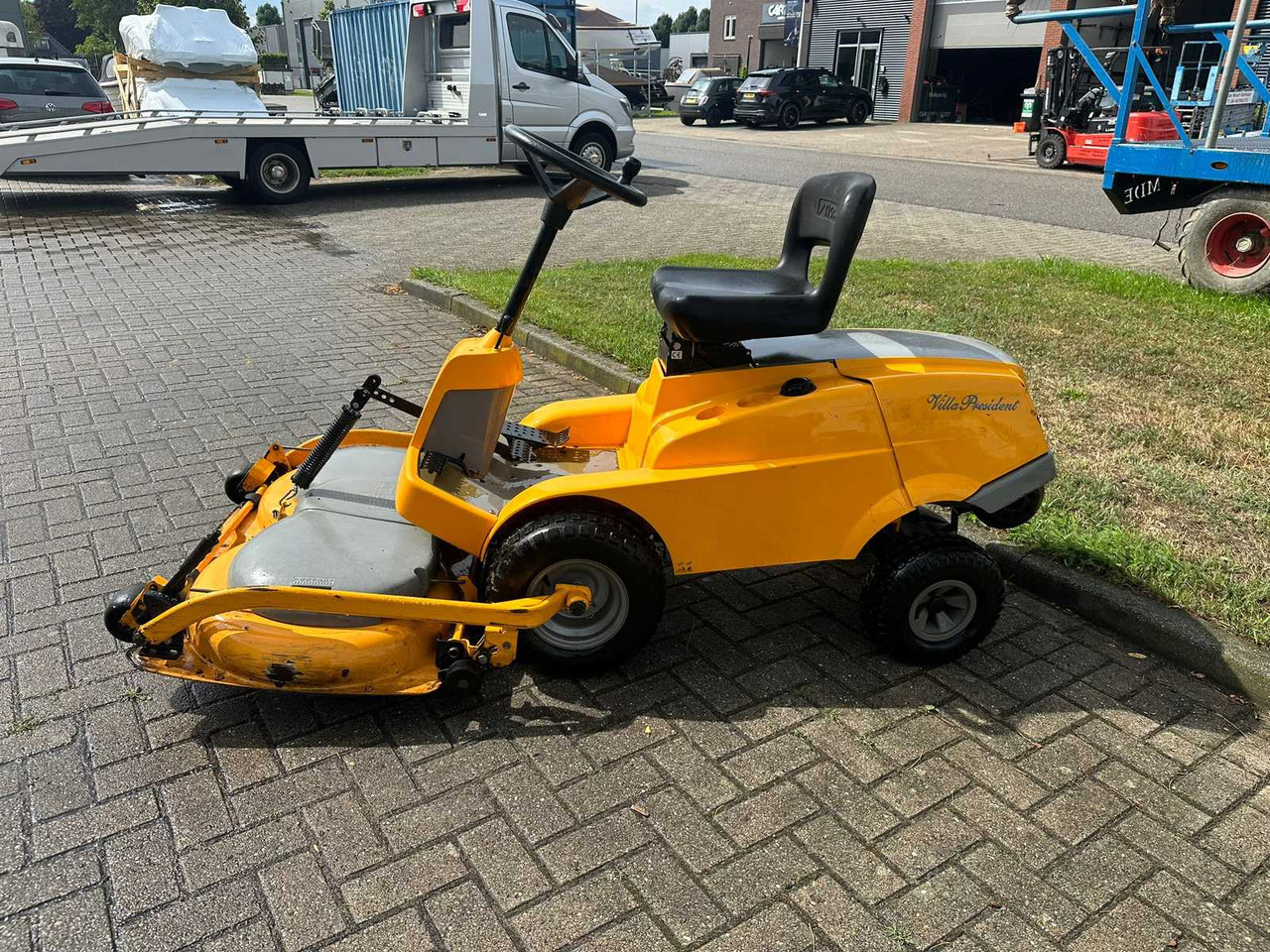 Gazonmaaier Stiga Villa President