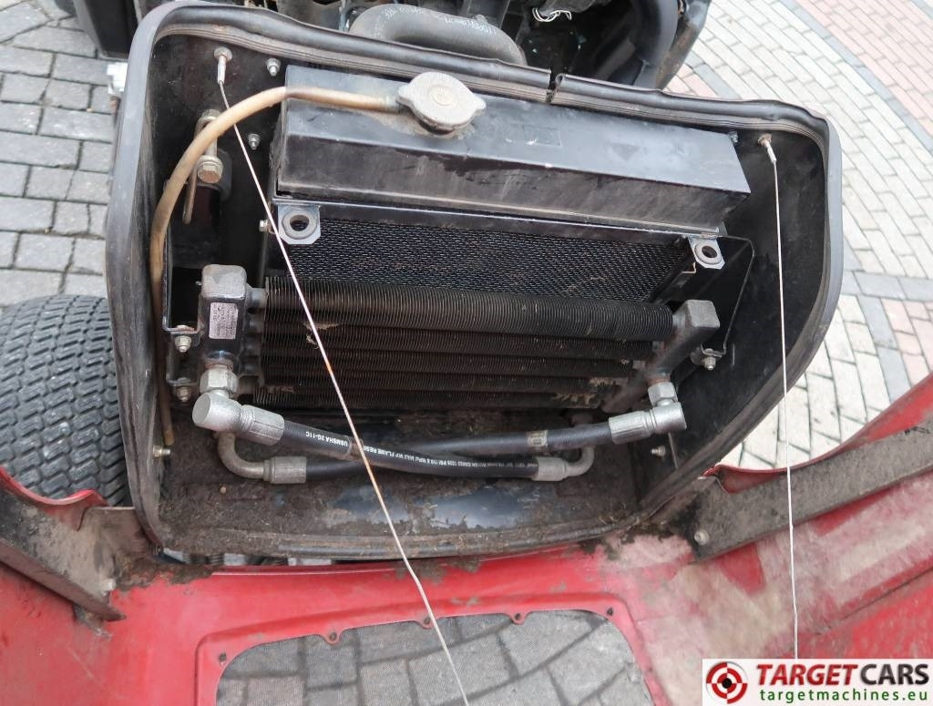 Gazonmaaier Toro LT3340 3-Gang Hydro 4WD Cylinder Reel Mower
