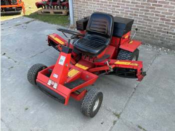 Gazonmaaier Triple M 