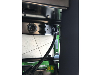 Gazonmaaier Z370R ELECTRIC John Deere