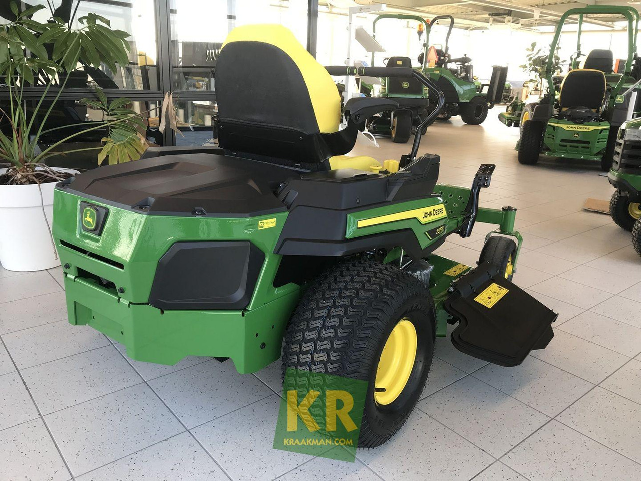 Gazonmaaier Z370R ELECTRIC John Deere