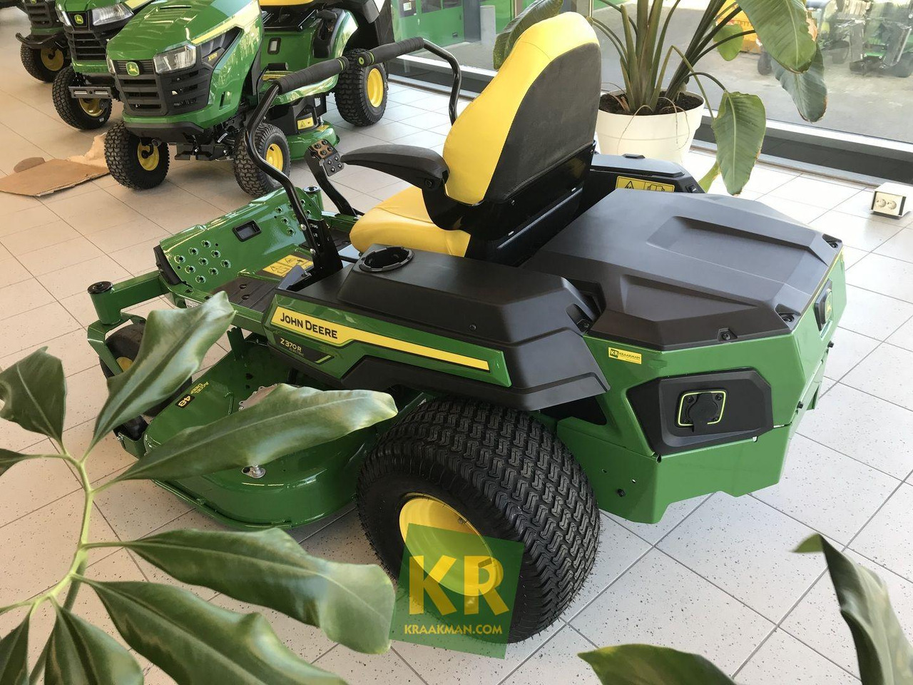 Gazonmaaier Z370R ELECTRIC John Deere